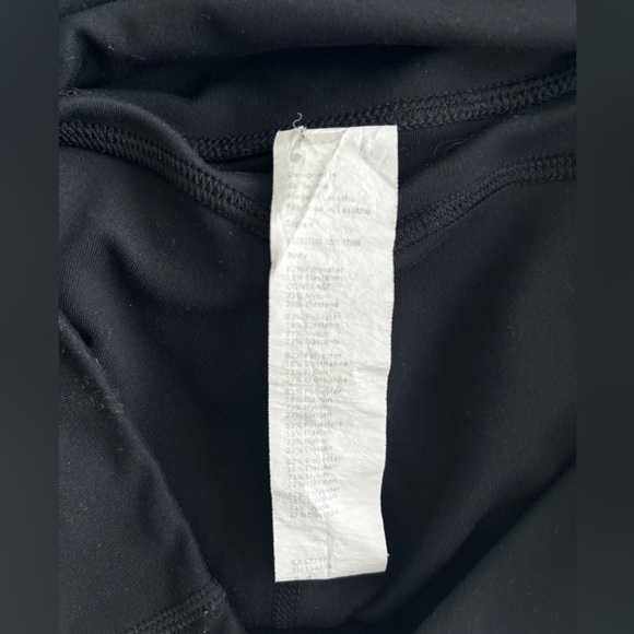 Fabletics Oasis PureLuxe High-Waisted 7/8 Black Leggings - Picture 5 of 6